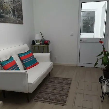 Pes Verdes-alojamento E Cha Ponta Delgada