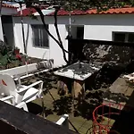 Pes Verdes-alojamento E Cha Vandrarhem Ponta Delgada