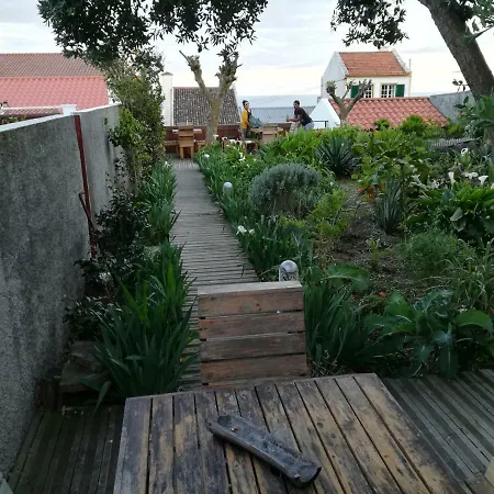 Pés Verdes-alojamento E Chá Ponta Delgada