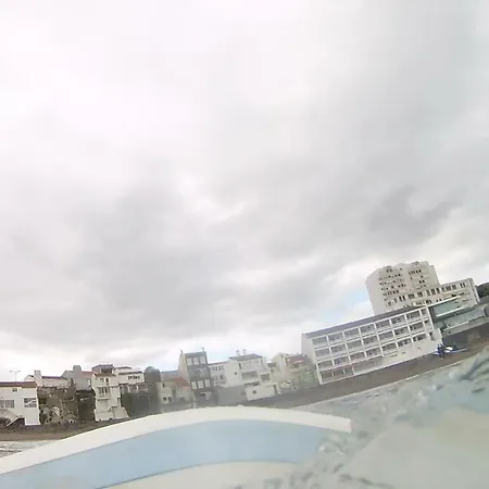 Хостел Pes Verdes-alojamento E Cha Понта-Делгада