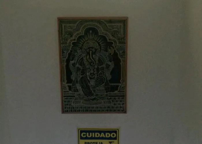 Pes Verdes-alojamento E Cha Ponta Delgada (Sao Miguel)