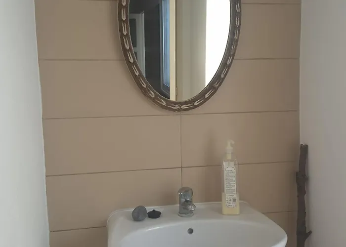 Pes Verdes-alojamento E Cha Ponta Delgada