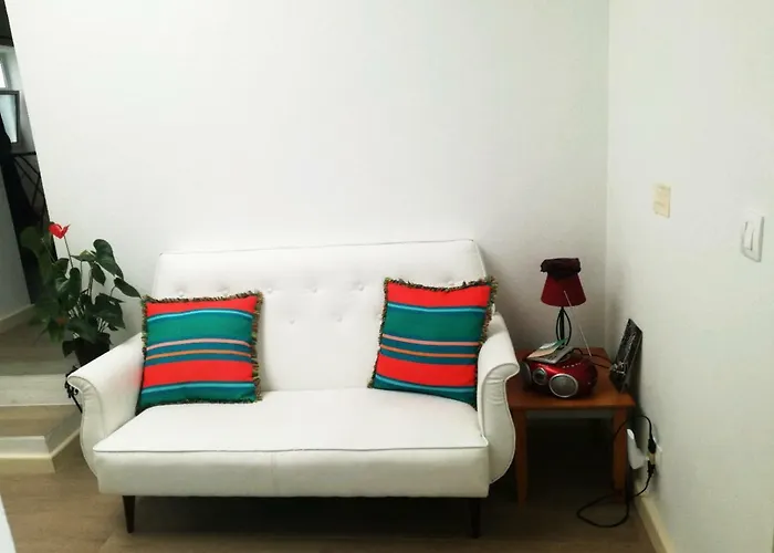 Hostel Pes Verdes-alojamento E Cha Ponta Delgada (Sao Miguel)