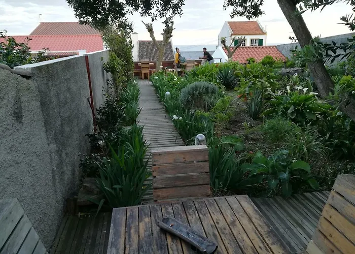 Pes Verdes-alojamento E Cha Ponta Delgada